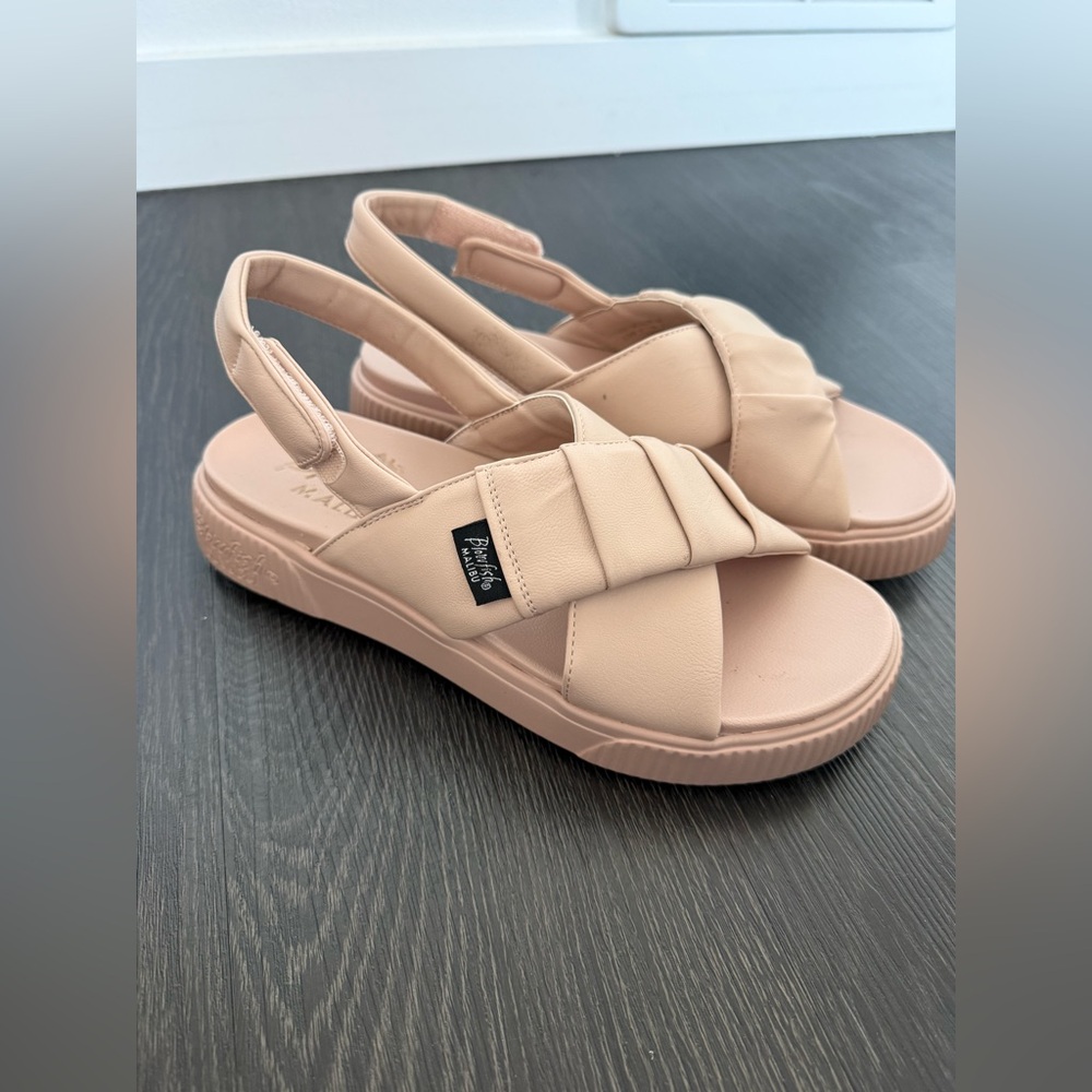 Blowfish Sandals Size 8.5 - Picture 2 of 7